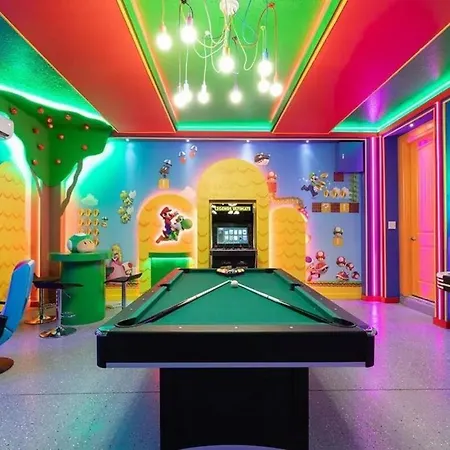 Gorgeous Home W Game Room Heated Pool Spa